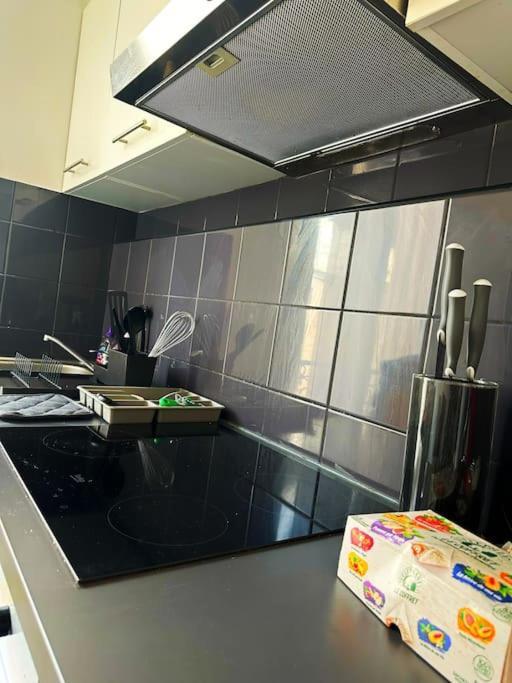 L Audacieux T2 Proche Gare Rer E Apartment วิลล์มงบ์ ภายนอก รูปภาพ